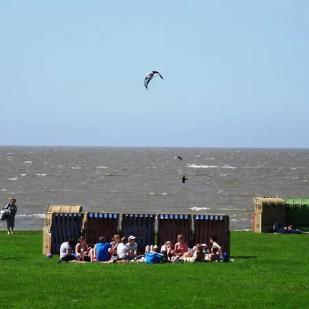 Sonnenstrahl Nr14 Mit Strandkorb Am *